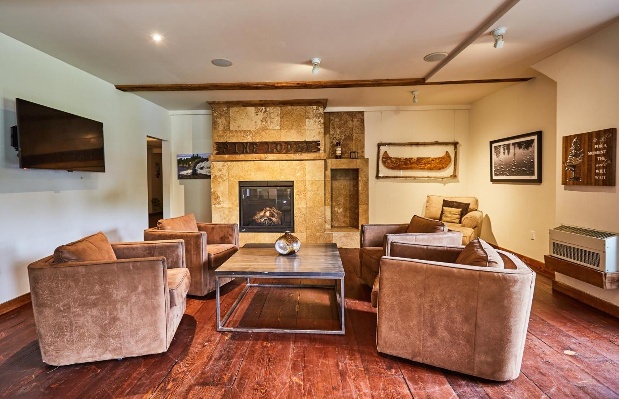 3 Pines Lodge Muskoka Huntsville Esterno foto